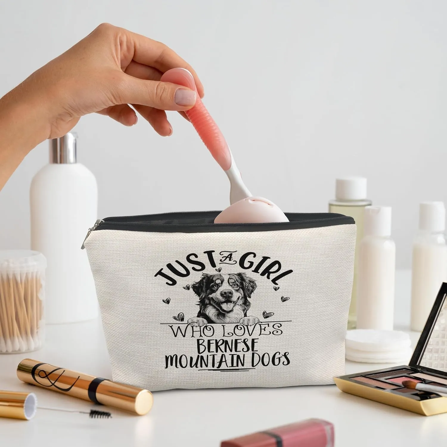 Bernese Mountain Dog Makeup Bag for Women - Mom Gifts, Lovers' Cosmetic Bags & Toiletry Bags