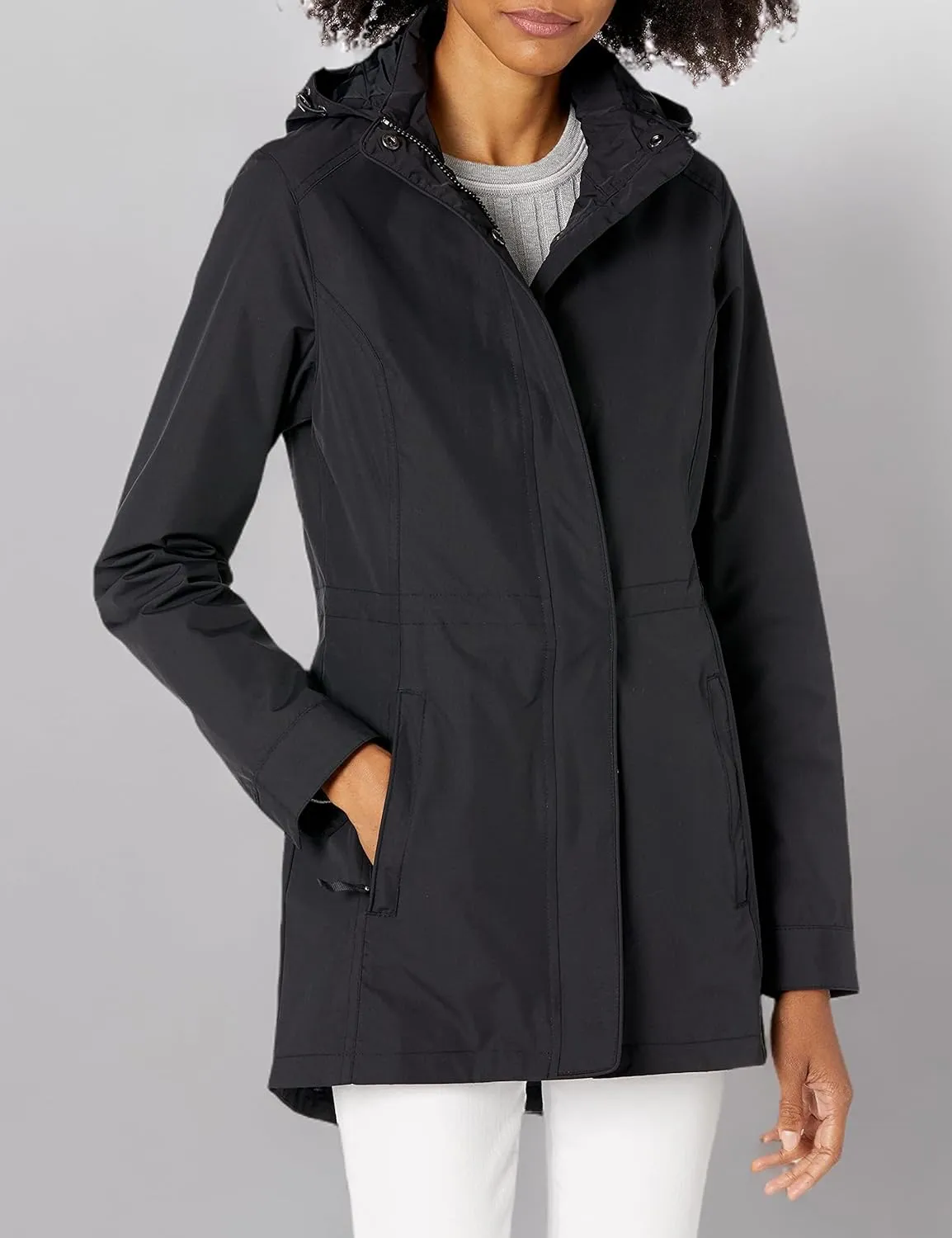 Charles River Apparel Women's Logan Wind and Water Resistant Drop Tail Jacket