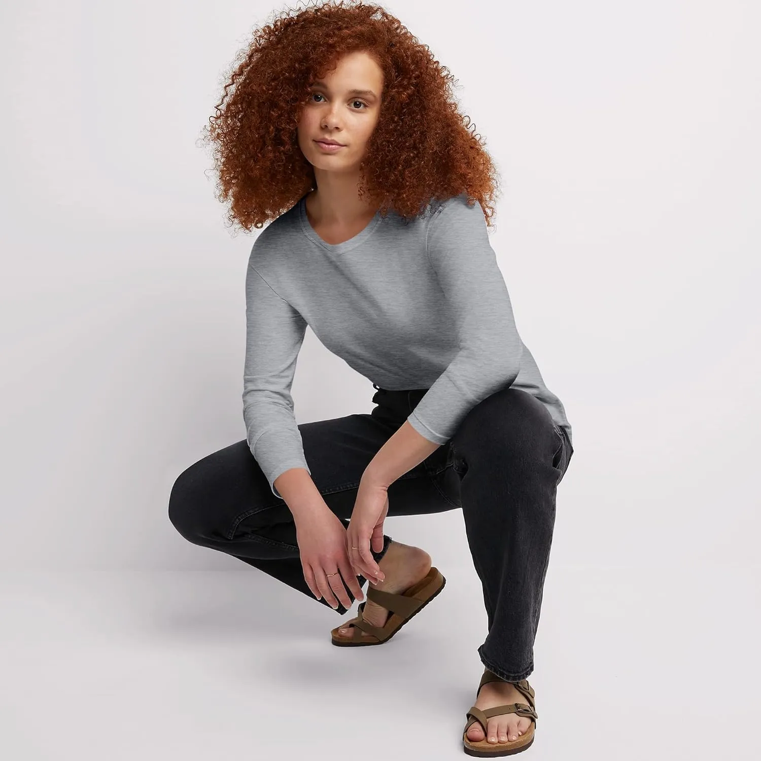 Hanes Women's Long Sleeve Cotton T-Shirt, Lightweight Crewneck Tee for Women, Modern Fit