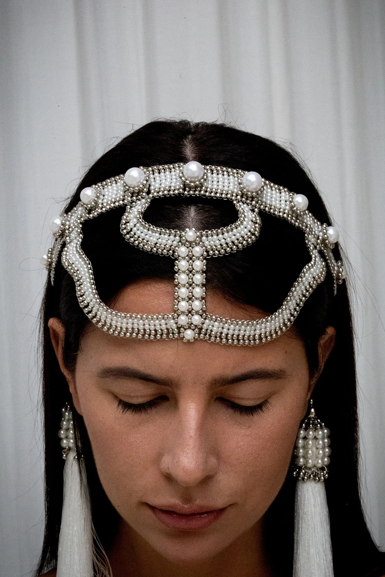 Khutulun Head Band in Pearl