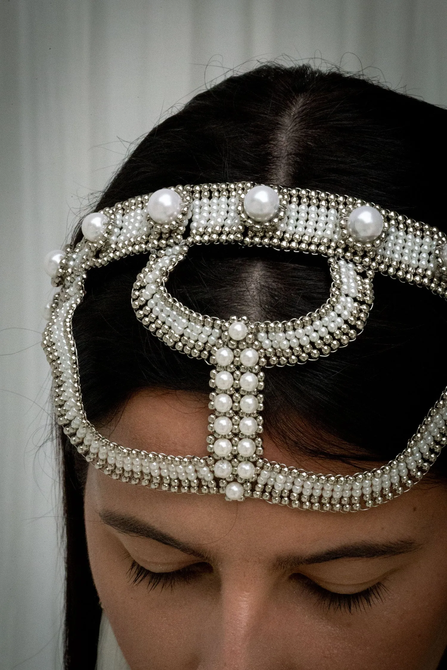 Khutulun Head Band in Pearl
