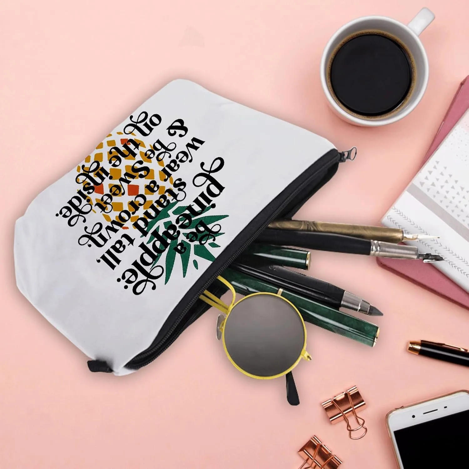 Pineapple Makeup Bag, Travel Bag, Lucky Pineapple Zipper Bag, Birthday And Christmas Decorations, Special Gifts For Ivf (white)