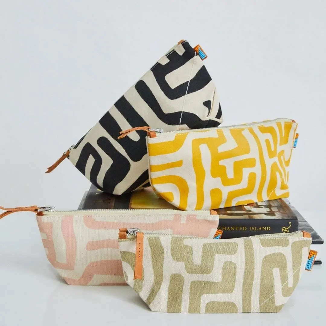 Ubuntu Life Kuba Pouch  Makeup & Toiletry Bag for Women Made with Natural Cotton Canvas, Stylish Cosmetic Bag with Kuba African Print (Black & Eggshell, Small)
