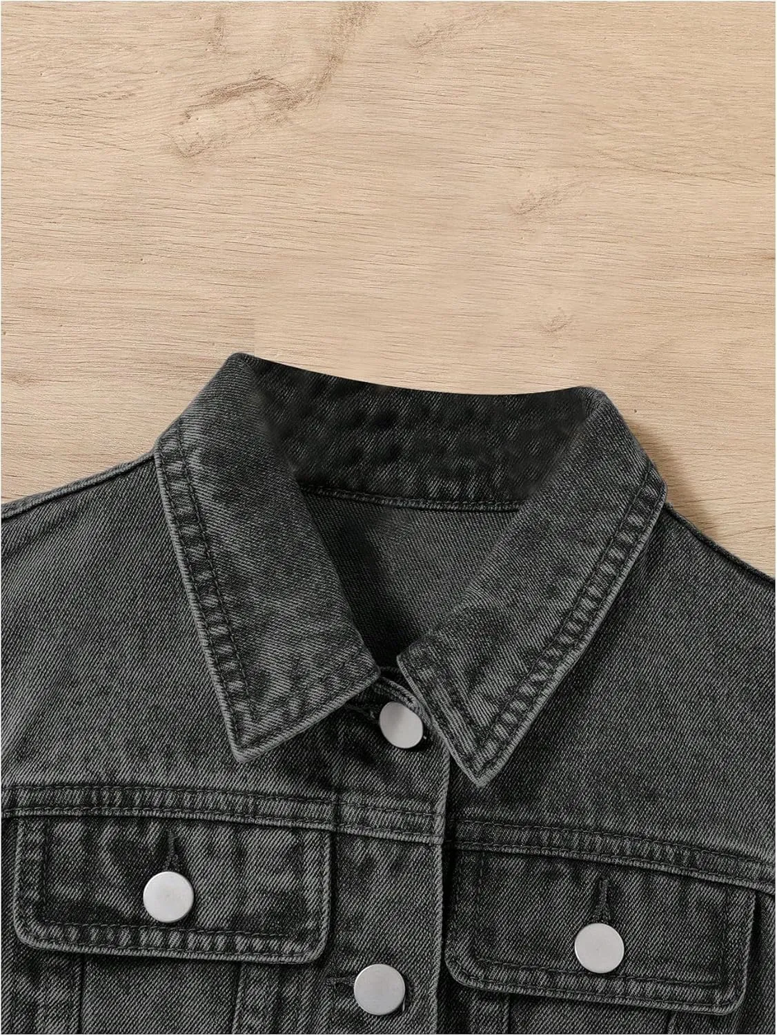Verdusa Girl's Denim Vest Button Down Fashion Sleeveless Jean Jacket Cute Crop Tops